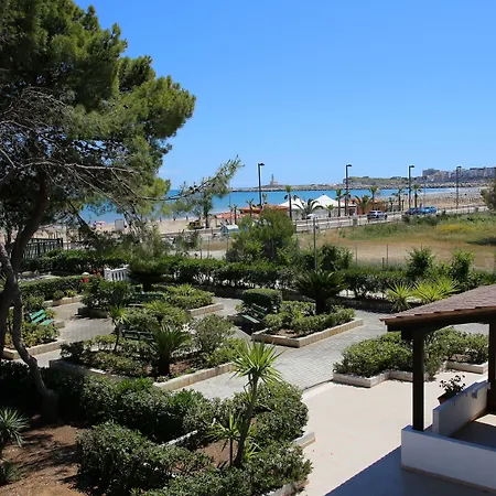 酒店 Parco Carabella 3*